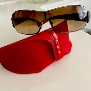 Prada genuine- sunglasses men’s